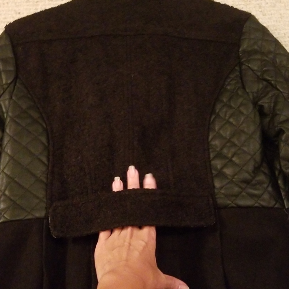 Coat - Picture 8 of 8